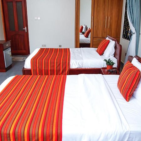 Fred And Winnie Bnb Kampala Exteriér fotografie