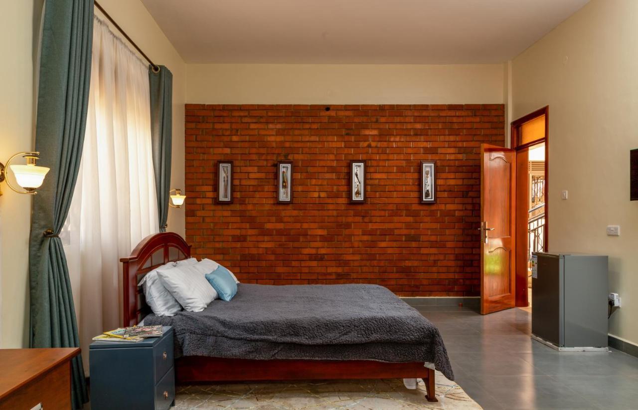 Fred And Winnie Bnb Kampala Exteriér fotografie