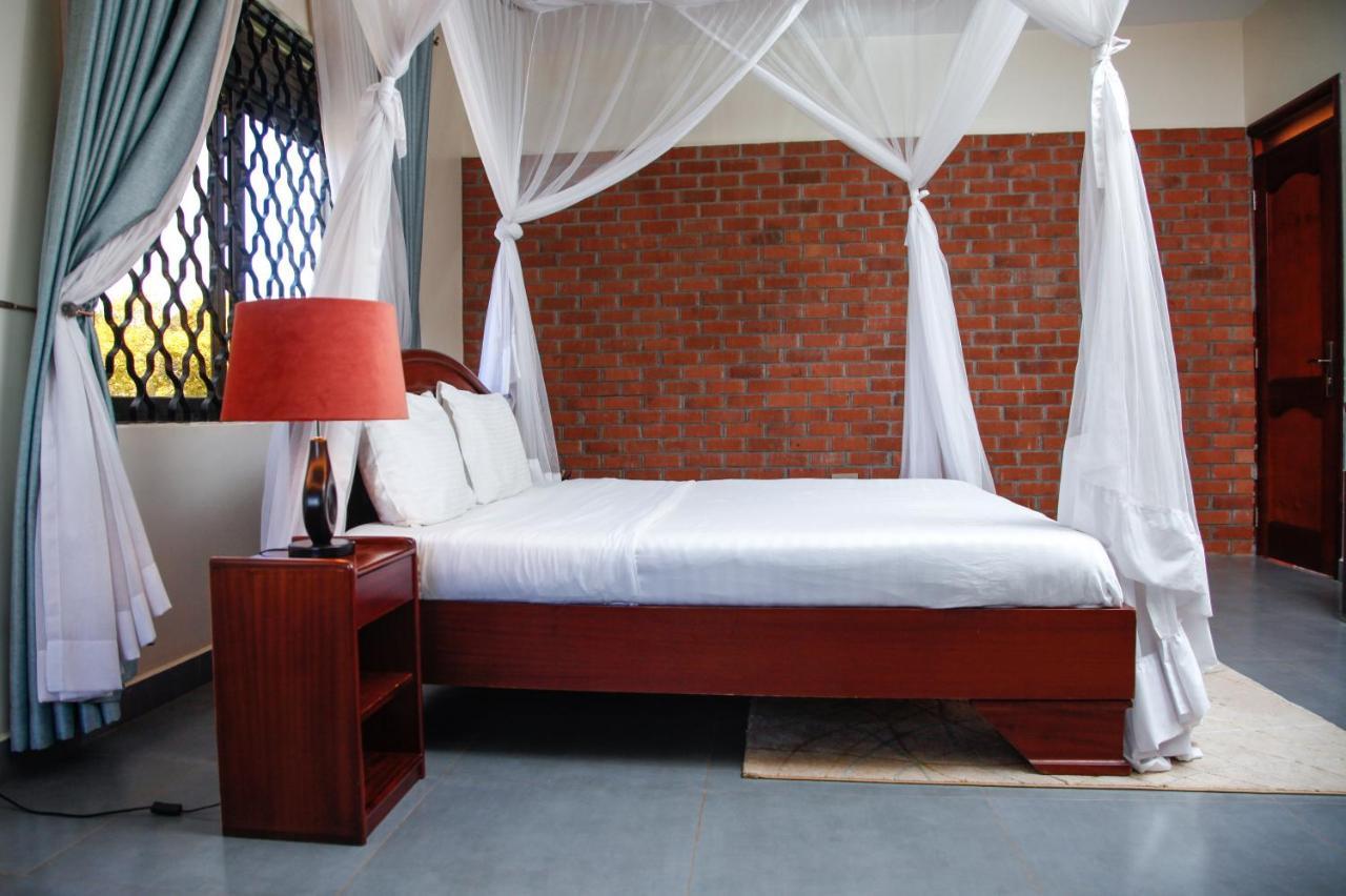 Fred And Winnie Bnb Kampala Exteriér fotografie